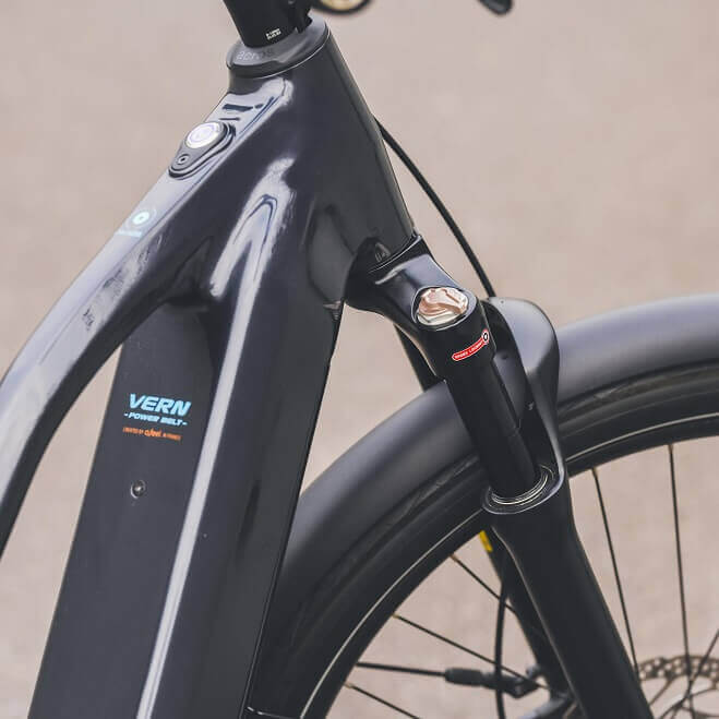 Gros plan sur les finitions lissées du Vern Urban Power 9.1